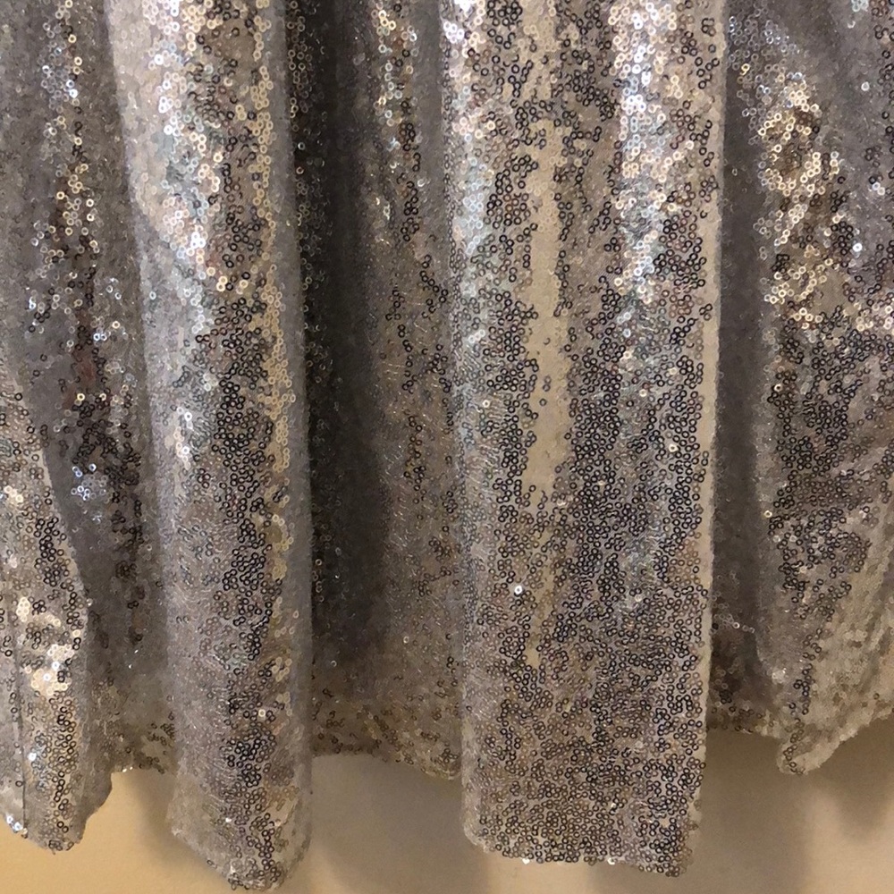 Floor length silver sequins gown - Picture 6 of 6